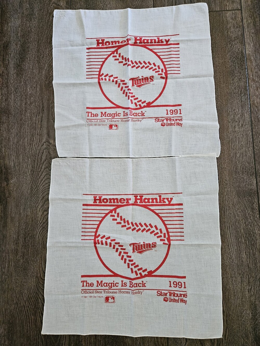 Set Of 2 Twins 1991 Homer Hanky- White with Red Baseball Print